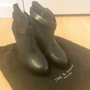 NEW Rag & Bone Black Harrow Booties Size 41